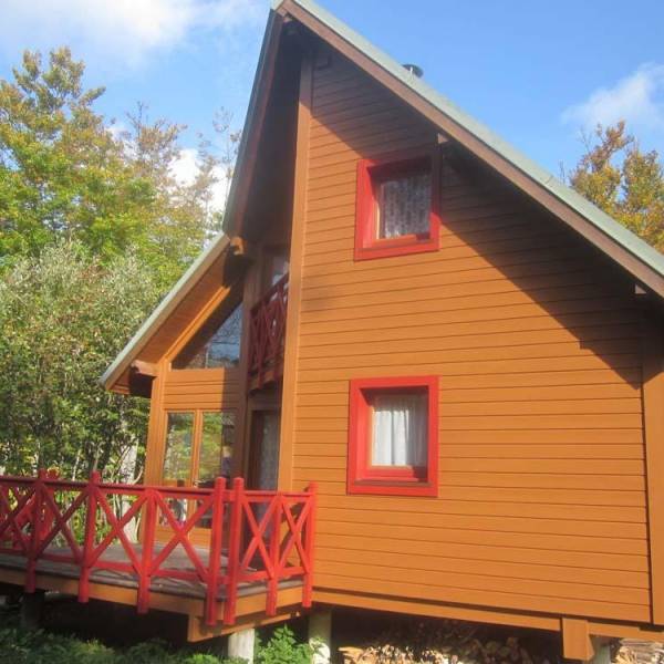 bardage extérieur en bois peint