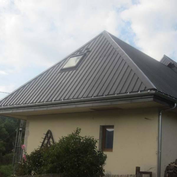couverture de toit en tôle