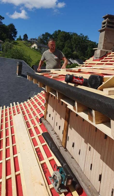 pose d'une nouvelle structure pour les tuiles
